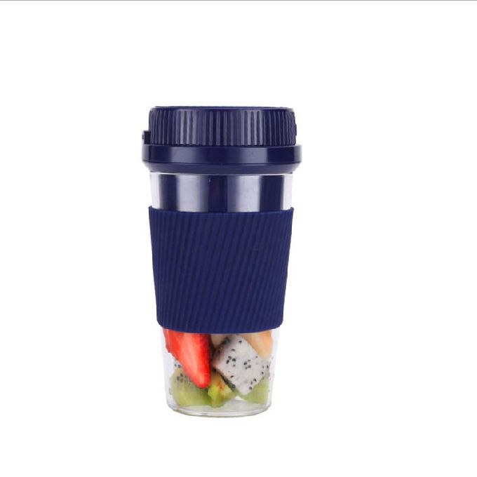Mini Mixeur de Fruits Portable et rechargeable avec USB - 450 ml Mini Mixeur de Fruits Portable et rechargeable avec USB - 450 ml