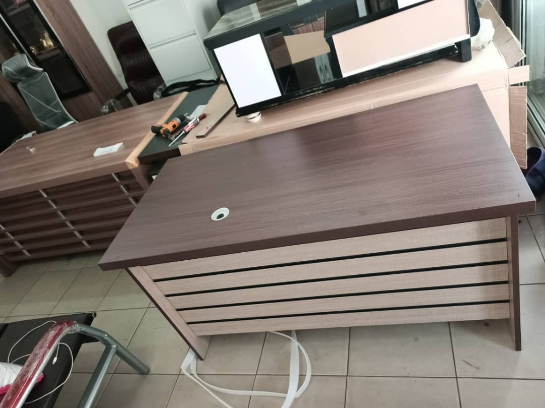 Table de Bureau 1m 40 Table de Bureau 1m 40